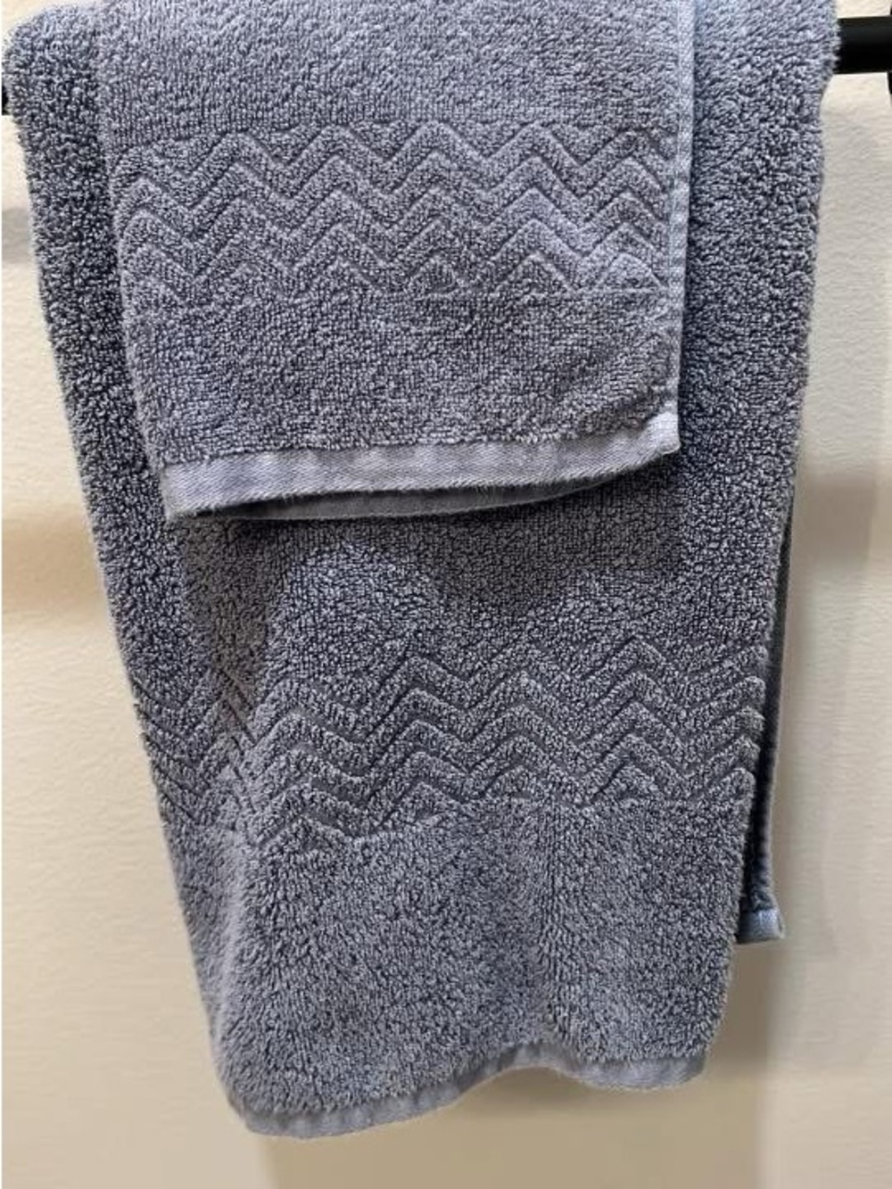 100% Cotton Bath Set. 4 Bath Towels, 4 Hand Towels, 4 Washcloths.